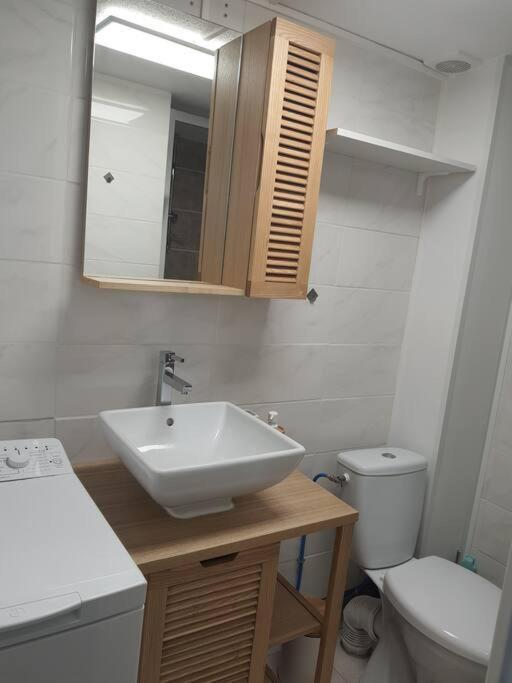 A 500 M De La Plage, Tout Confort Avec Wifi Le Barcarès エクステリア 写真